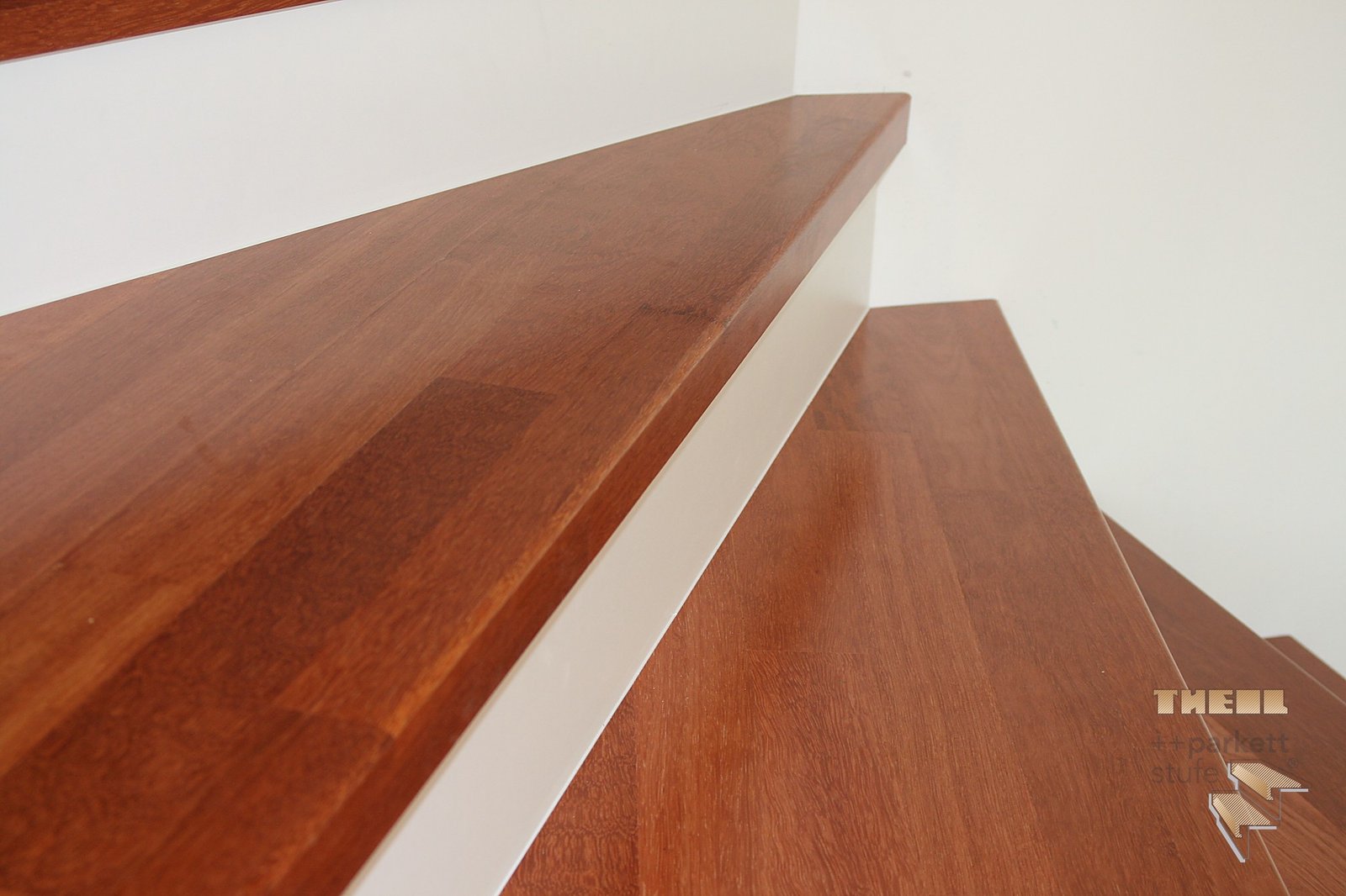 Plano Profil Kirschholz